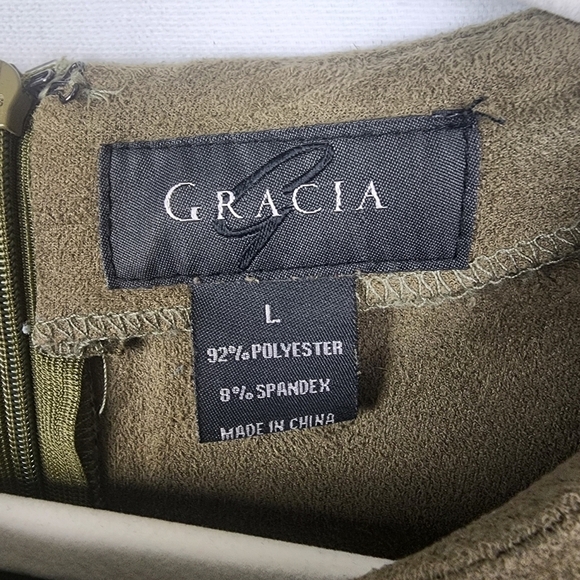Gracia Vegan Suede Asymmetrical Hem Olive Green Blouse SIZE Large - Picture 2 of 6